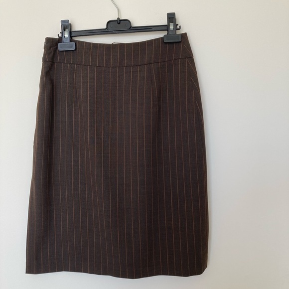 Skirt by Miss NR size 4. Made in Italy - Picture 2 of 3